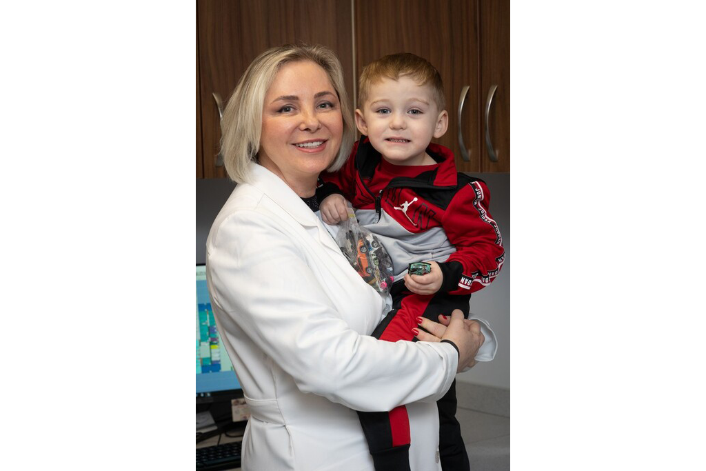 Victoria Kushensky with Patient