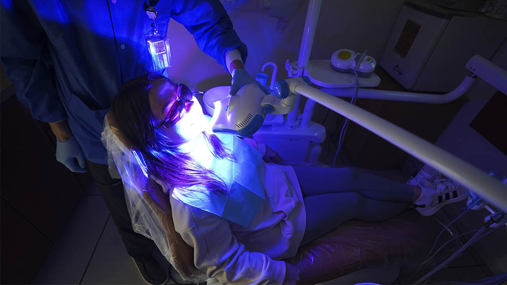 Professional Teeth Whitening in Office Glendale Queen, NY